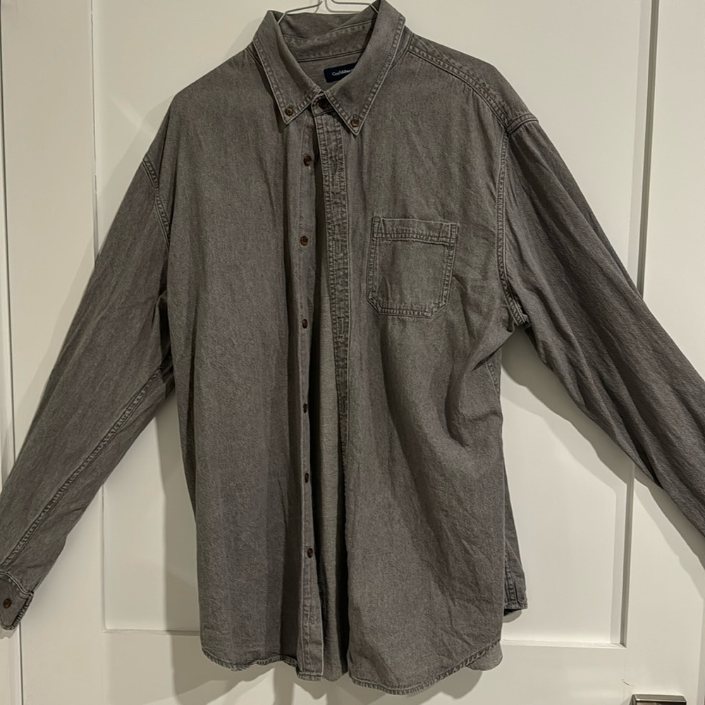 Croft & Barrow Men’s Casual Button Down Shirt - Dark Gray